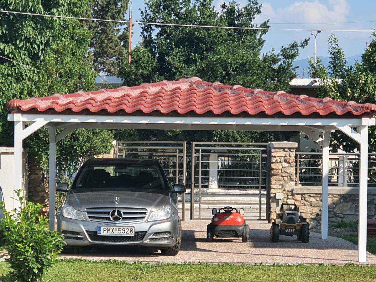 House In The Village Fotolívos Екстериор снимка